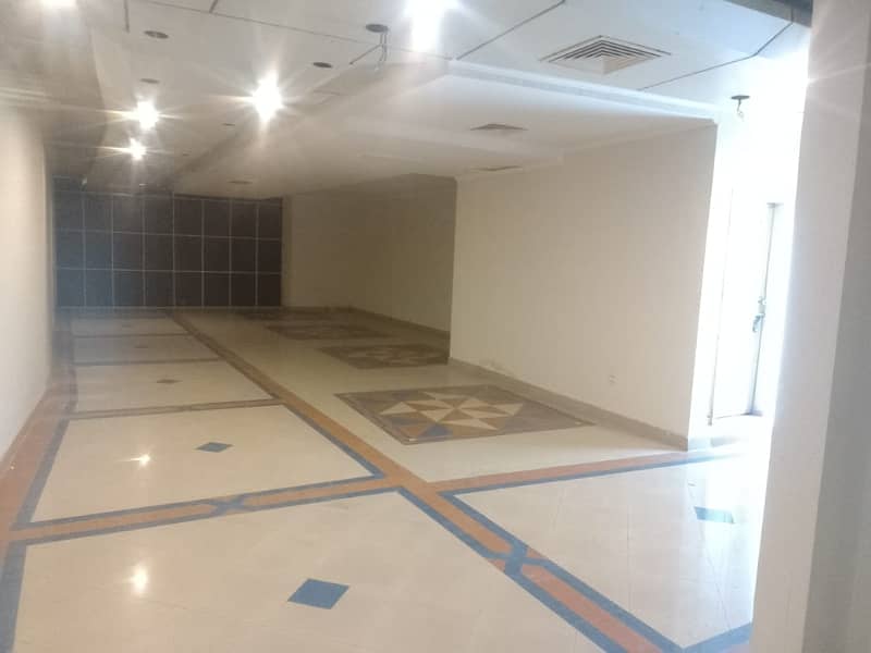 1300 Square Feet Brand New Corporation Office For Rent At Main Boulevard Gulberg 3 Lahore 5