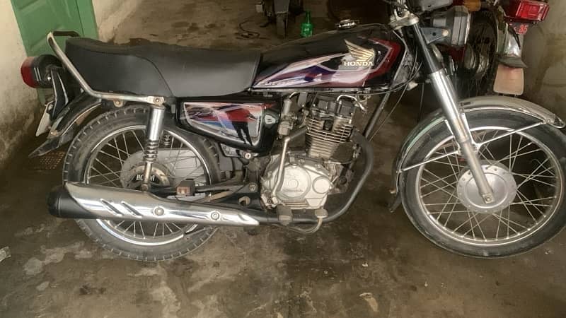 total gaunine lush condition beutiful bike 3