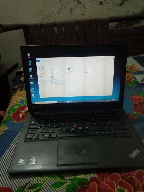 Laptop Lenovo 8