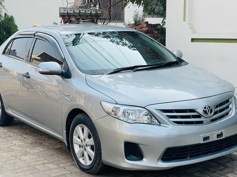 Toyota Corolla GLI 2012 6