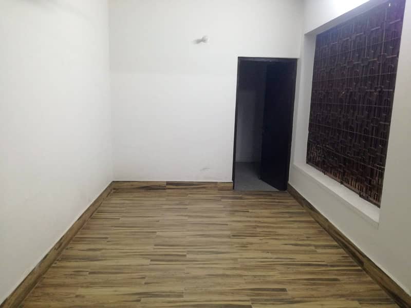 1 Kanal House for Rent in Gulberg Lahore 8