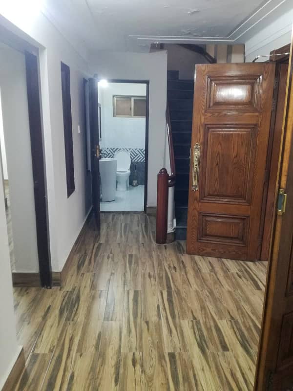 1 Kanal House for Rent in Gulberg Lahore 10