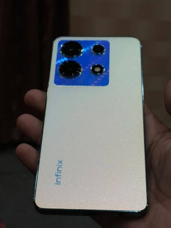 Infinix Note 30 8/256 0