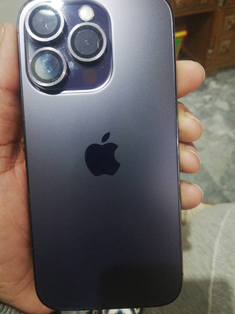 Apple iPhone 14 Pro 2