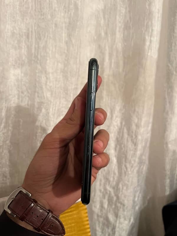 Iphone 11 Pro Non PTA 64 GB 5