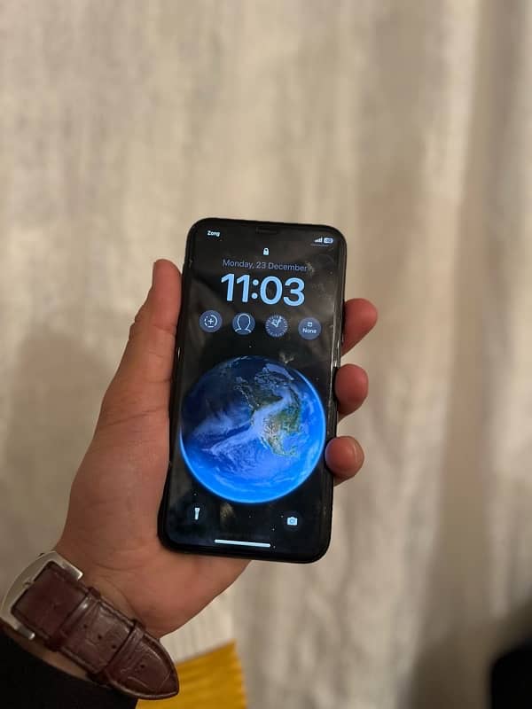 Iphone 11 Pro Non PTA 64 GB 6