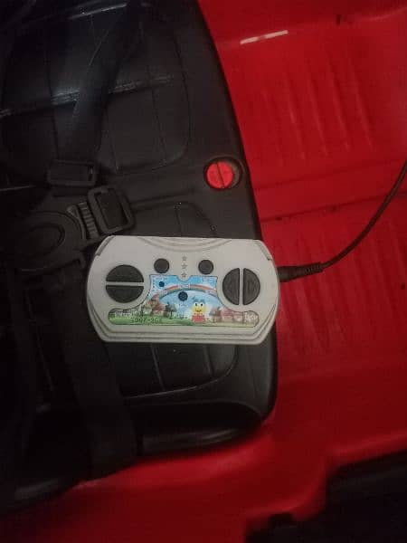 kids BMW car with swing mode/Remotecontrol, Lights,music,batery All ok 9