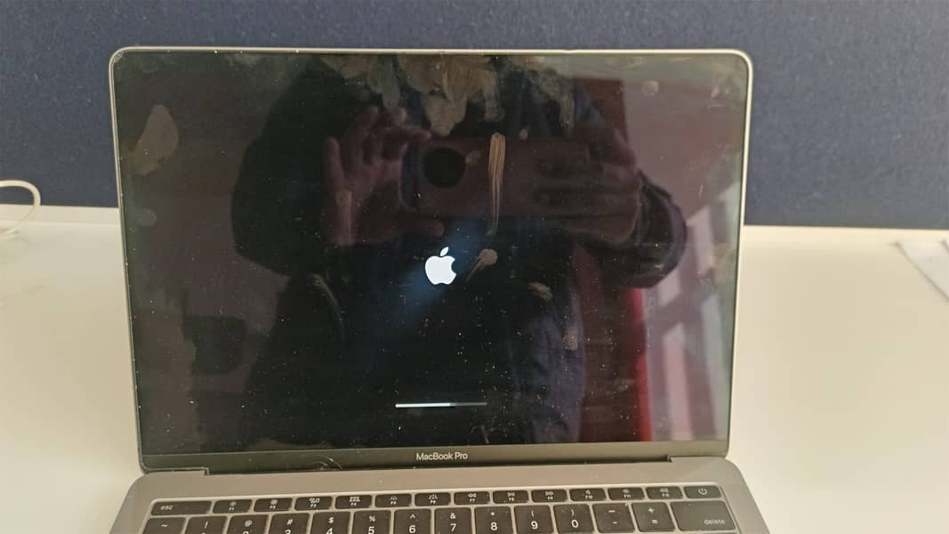 Apple MacBook Pro- 2016 3