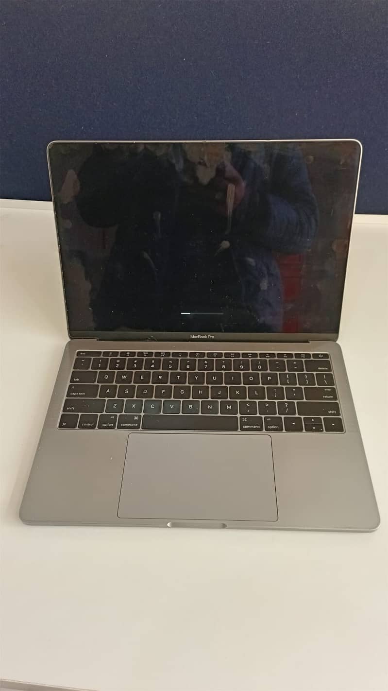 Apple MacBook Pro- 2016 4