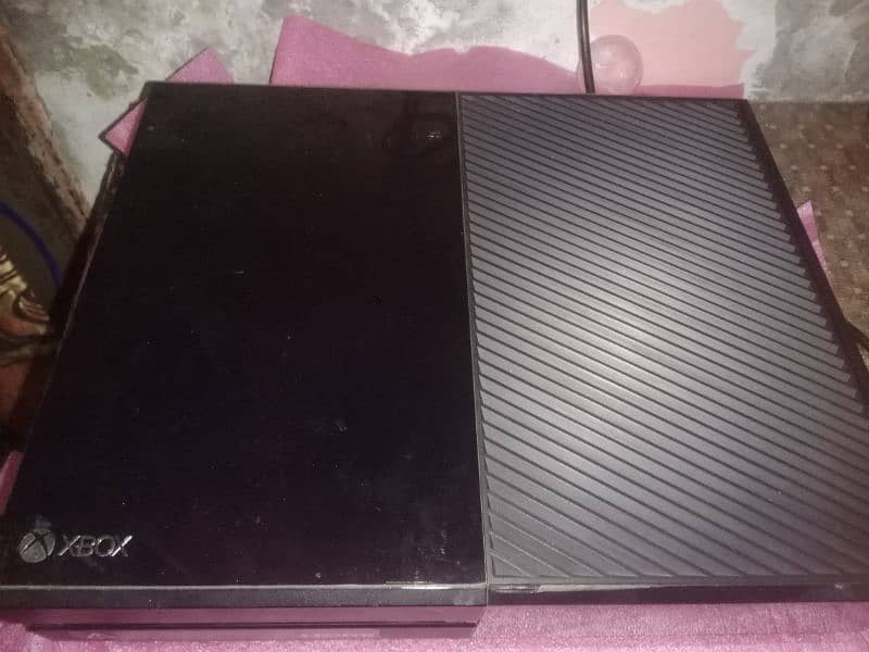 x box 1 condition al most neat and clean 1