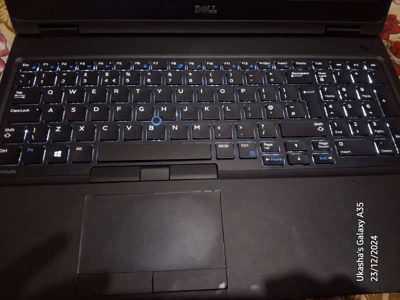 Dell 5580 i7 7th gen 256gb SSD 16gb RAM 15.6 12