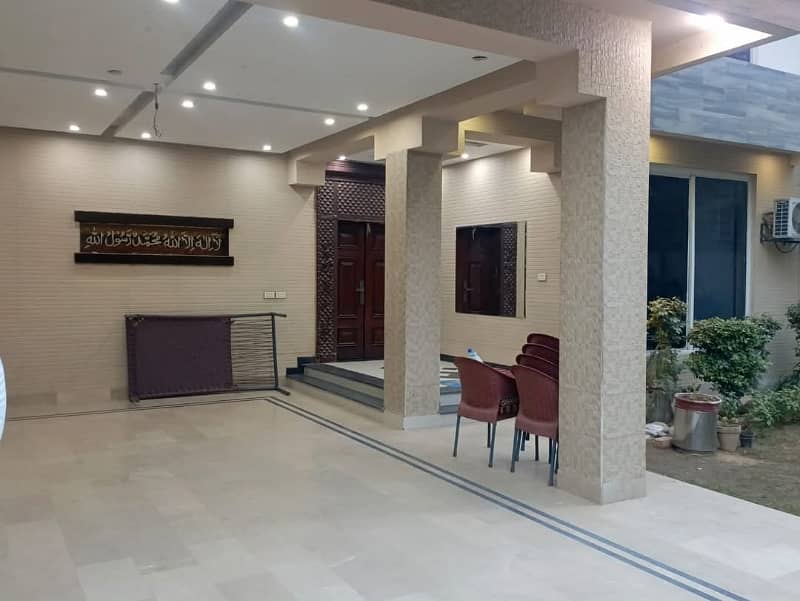 LUXURIOUS KANAL UPPER PORTION FOR RENT IN JOHAR TOWN LAHORE 15