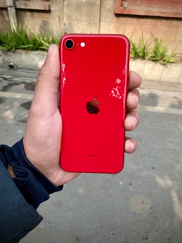 iPhone se 2020 OFFICIAL PTA 0