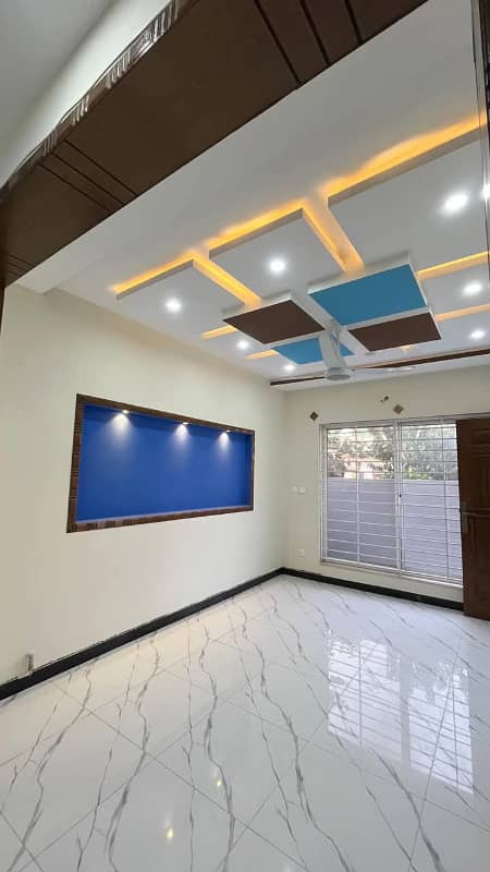 (30*60 ) 7 Marla Brand New House Available For Rent In G13 4