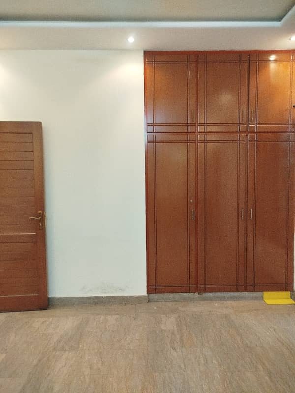 05 MARLA LOWER PORTION FOR RENT IN JOHAR TOWN LAHORE 8