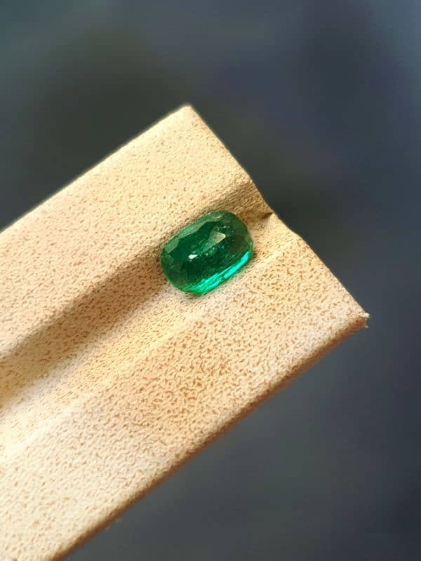 2.13 ct Natural Emerald, Cushion Cut Gem from panjshir, Afghanistan 5