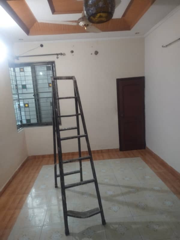 05 MARLA LOWER PORTION RENT IN JOHAR TOWN LAHORE 1