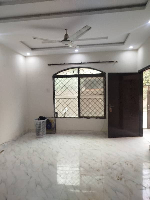 06 MARLA SEPRATE GATE INDEPENDENT LOWER PORTION FOR RENT IN JOHAR TOWN LAHORE 7