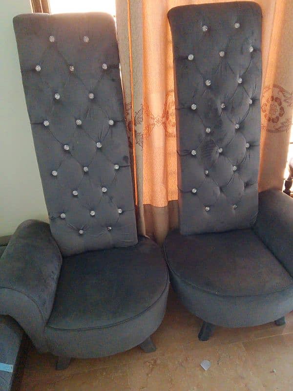 2 chairs for sale 0