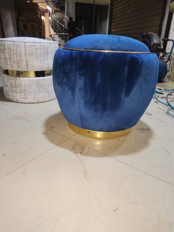 automan stool for living in Lahore 8