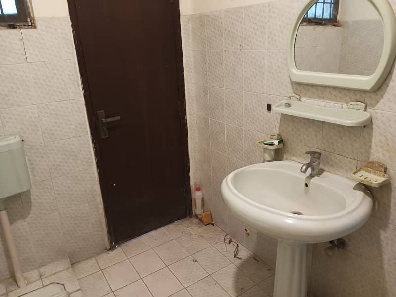 12 MARLA LOWER PORTION FOR RENT IN JOHAR TOWN LAHORE 8