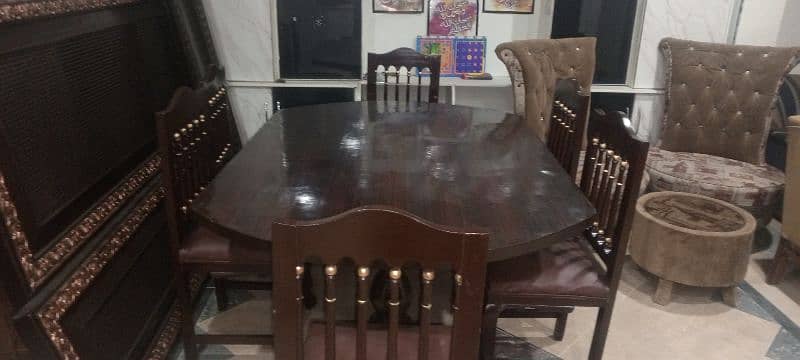 6 seater wooden dining table 9/10 0