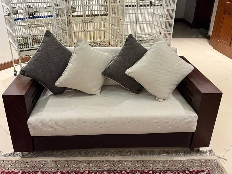 creamish white  7 sitter sofa set 3