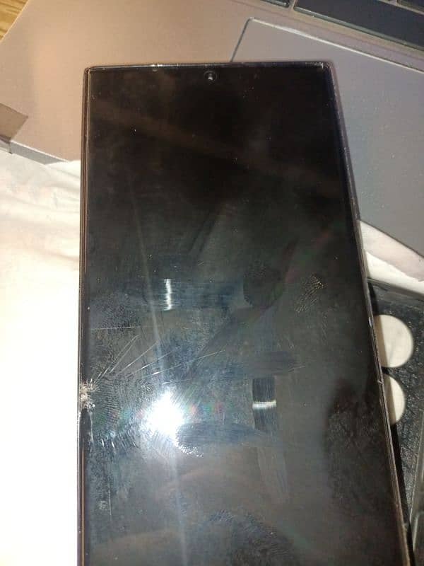 Samsung S23 Ultra-BLACK-Non-PTA-Line on Screen from middle-8GB-256GB 4