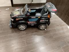 kids battery car just like new