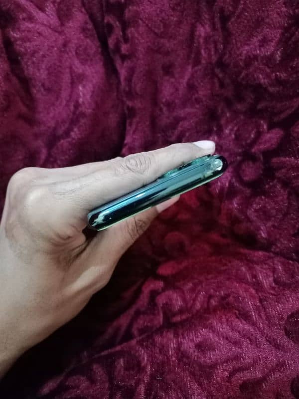 iPhone 11 pro 64gb non pta Factory Unloack 10/10 3