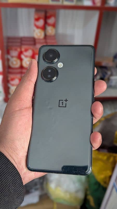 one plus N30 5G 1