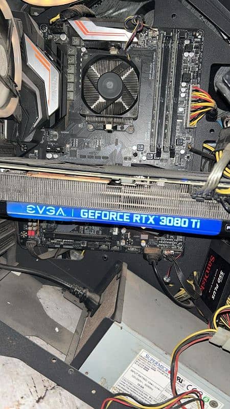 Gigabyte Aours X470 Ultra Gaming Mobo + Cpu ( Ryzen 5 2600 ) 0