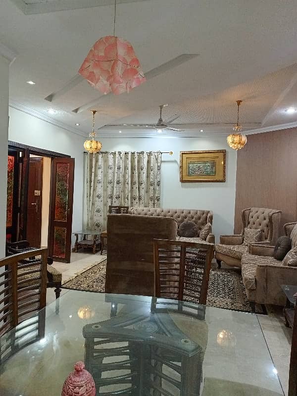 3 Bed Rooms Attach Bath Tv Lounge Kitchen Drawing Dining Fully Furnished Apartment Available For Rent In F 11 2