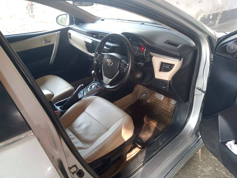 Toyota Altis Grande 2015 6