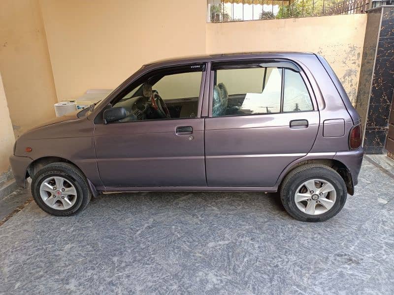 Daihatsu Cuore 2002 9