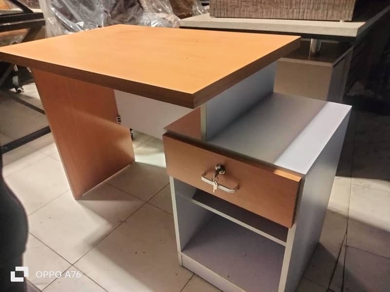 Executive office table/Study Table/Workstation/Office Table/table 16