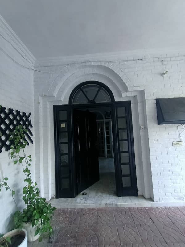 1 Kanal House For Commercial Use Available For Rent In Gulberg 26