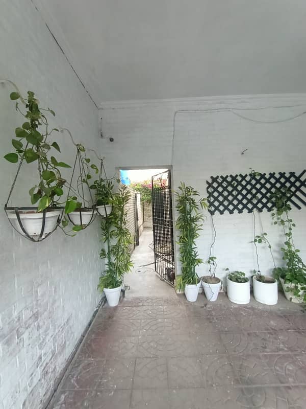 1 Kanal House For Commercial Use Available For Rent In Gulberg 27