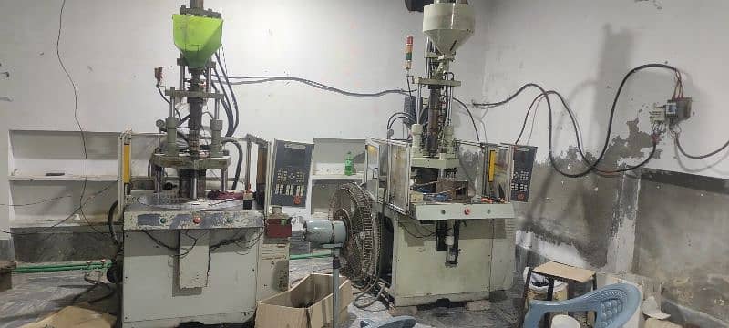 injection molding vertical routetrey machine 6