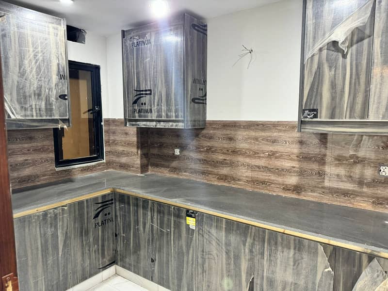 Two Bed Flat For Rent Near To Kashmir High Way And Metro Station. 9