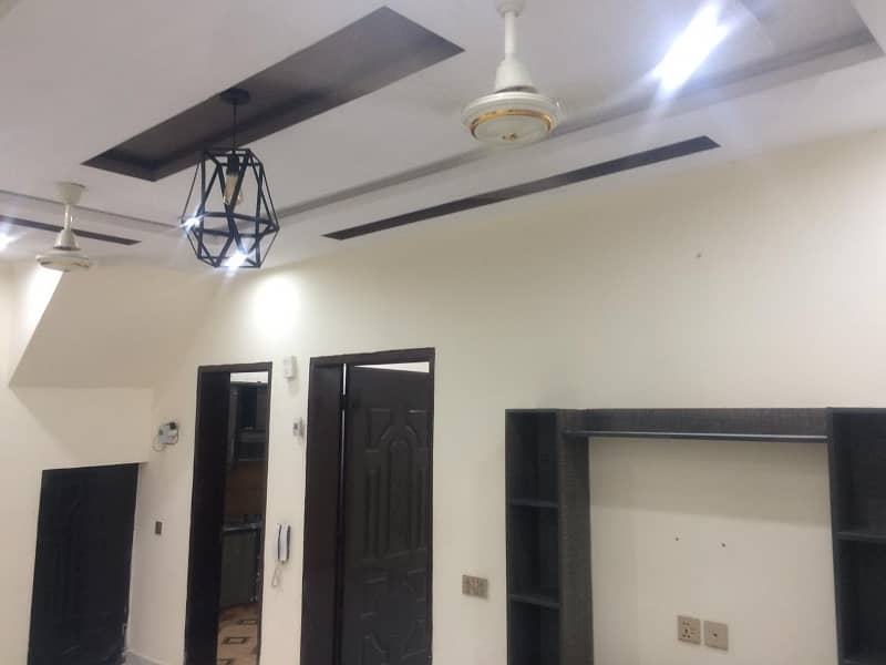 Lower Portion Of 5 Marla Available For Rent In Jinnah Block Bahria Town Lahore 4