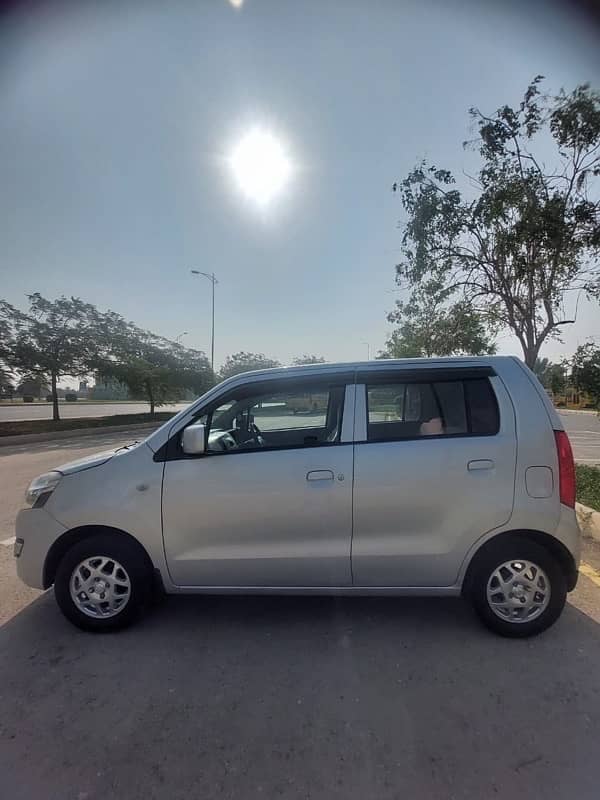 Suzuki Wagon R 2018 13