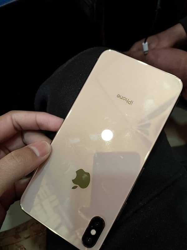 iphone xs max 64 gb pta approved 2