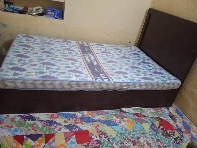 bed for urjunt sale 4