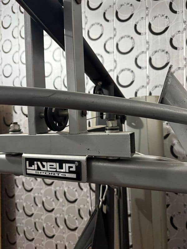 Liveup multi gym single station (150Lbs) 0