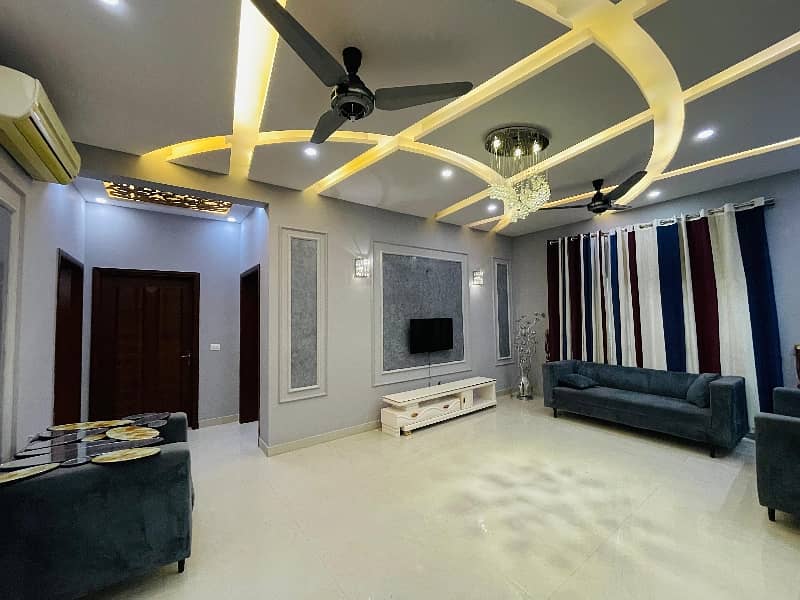 Brand new 1Kanal Fully Furnished House For Rent 9