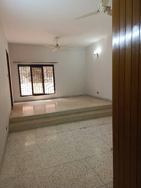 2 Kanal Beautiful corner House For RENT 18