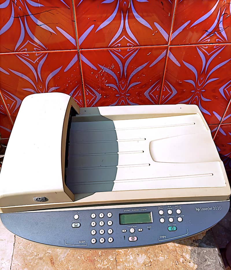 HP LaserJet 3020 Machine 1