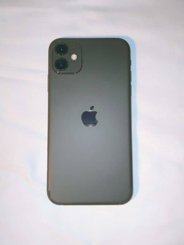 iPhone 11  JV 64GB, 97 Health, waterpack, with box 0