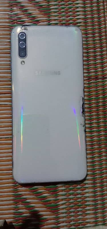 Samsung A50 6/128 mobile fore sale 2